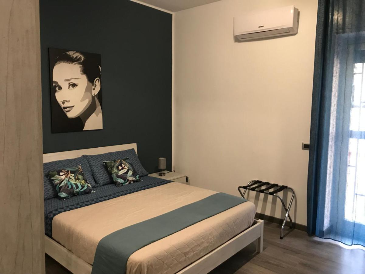 Dr House Apartment Catania Luaran gambar